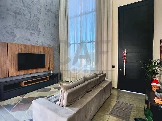 Casa com 510m² 3 quartos e 5 banheiros, à venda ou para alugar, no bairro Residencial Tamboré em Jaguariúna