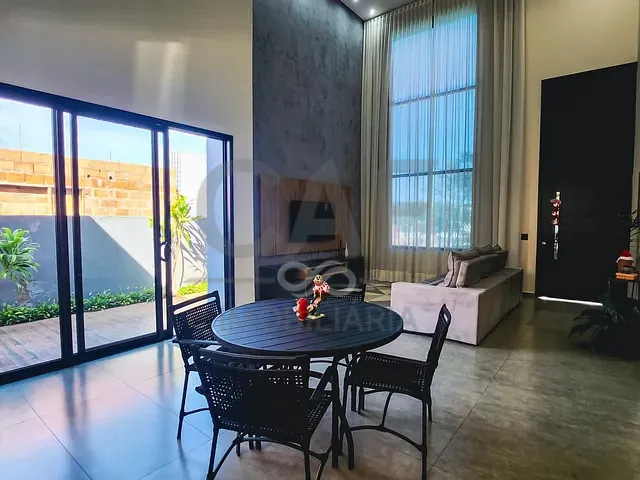 Casa com 510m² 3 quartos e 5 banheiros, à venda ou para alugar, no bairro Residencial Tamboré em Jaguariúna
