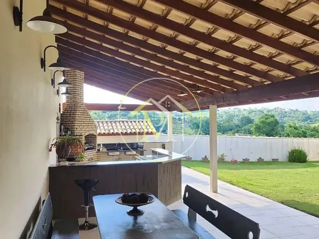 Casa com 800m² 4 quartos e 6 banheiros, à venda, no bairro Aguarius em Araçoiaba da Serra