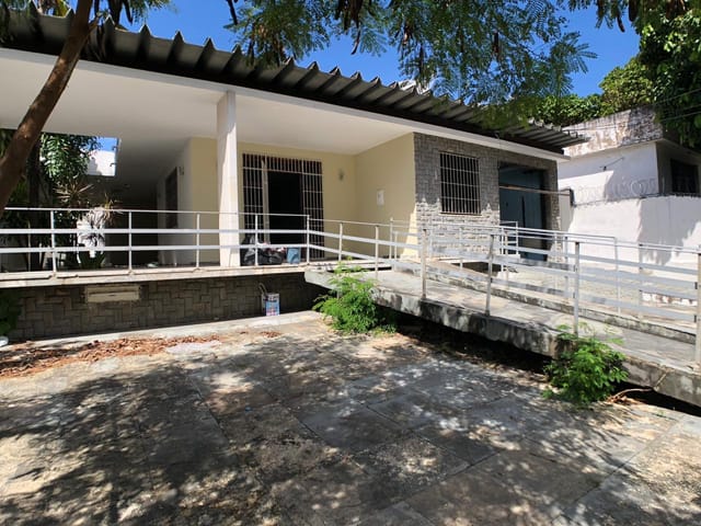 Casa com 511m² 3 quartos e 4 banheiros, à venda, no bairro Parquelândia em Fortaleza