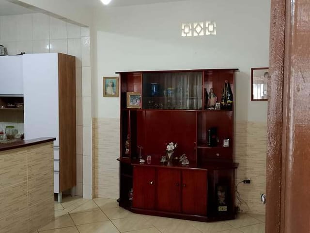 Casa com 300m² 5 quartos e 1 banheiro, à venda, no bairro Recanto em Rio das Ostras