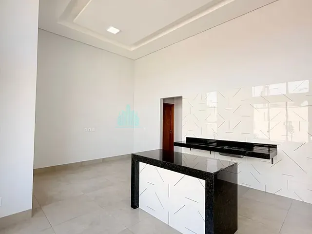 Casa com 150m² 3 quartos e 2 banheiros, à venda, no bairro Vila Maria em Catalão