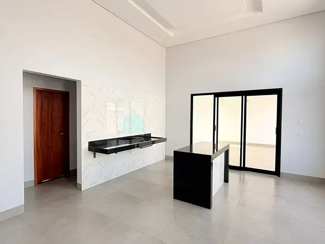 Casa com 150m² 3 quartos e 2 banheiros, à venda, no bairro Vila Maria em Catalão