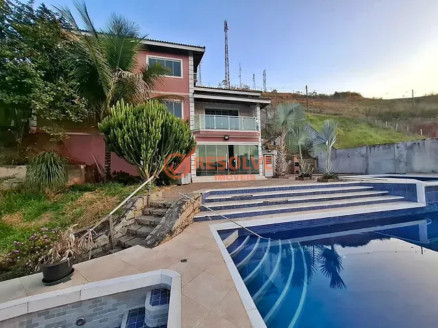Casa com 802m² 4 quartos e 3 banheiros, à venda, no bairro D'Ajuda em Guararema