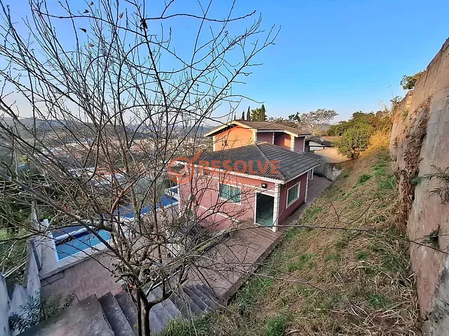 Casa com 802m² 4 quartos e 3 banheiros, à venda, no bairro D'Ajuda em Guararema