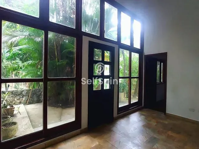 Casa com 470m² 3 quartos e 2 banheiros, para alugar, no bairro Vila Progresso em Niterói