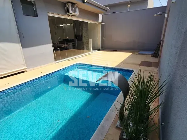 Casa com 345m² 3 quartos e 4 banheiros, à venda, no bairro Quinta Ranieri em Bauru