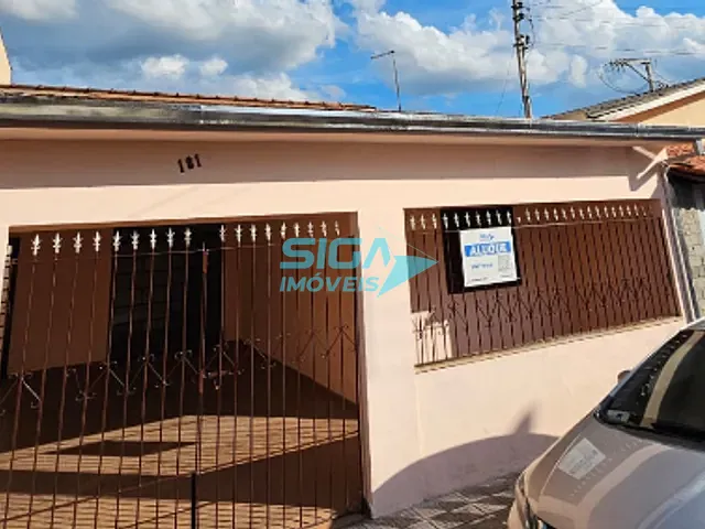 Casa 2 quartos e 1 banheiro, para alugar, no bairro Jardim Yara em Pouso Alegre