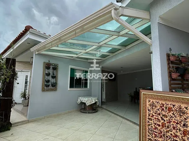 Casa com 332m² 3 quartos e 3 banheiros, à venda, no bairro Aero Clube em Volta Redonda