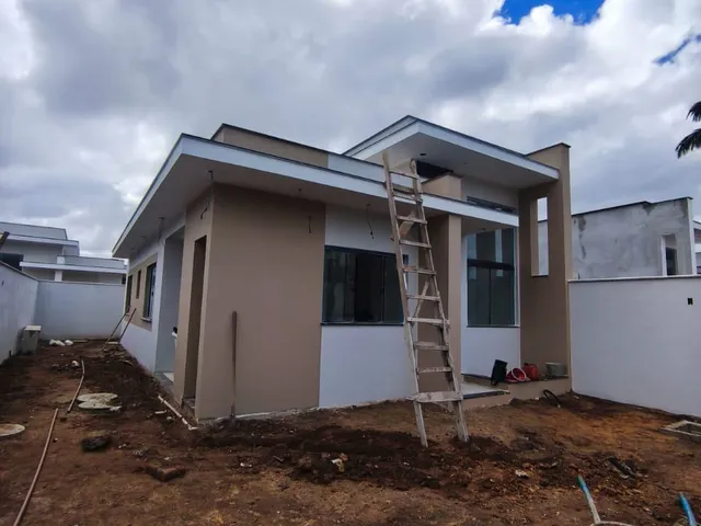 Casa com 85m² 3 quartos e 2 banheiros, à venda, no bairro Extensão do Bosque em Rio das Ostras