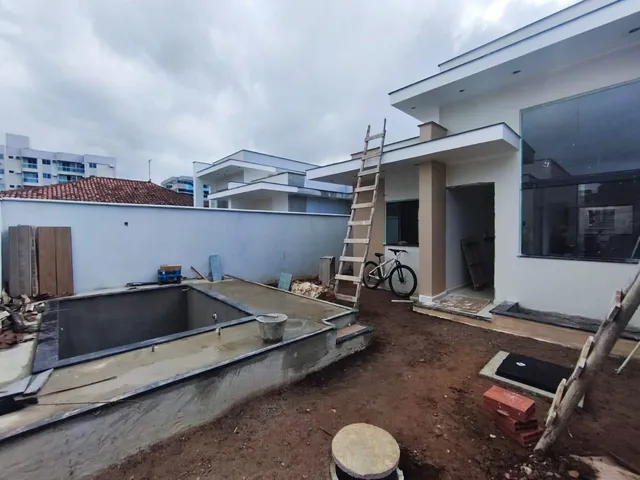 Casa com 85m² 3 quartos e 2 banheiros, à venda, no bairro Extensão do Bosque em Rio das Ostras