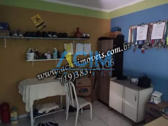Casa com 283m² 3 quartos e 1 banheiro, à venda, no bairro Cruzeiro do Sul em Jaguariúna