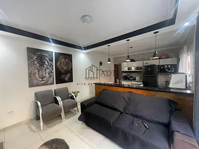Casa 3 quartos e 2 banheiros, à venda, no bairro Vila Ressaca em Mogi das Cruzes
