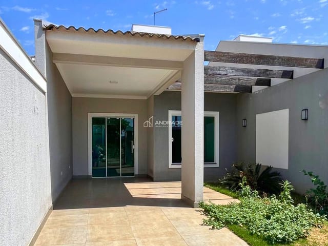 Casa 3 quartos e 2 banheiros, à venda, no bairro interlagos em Apucarana