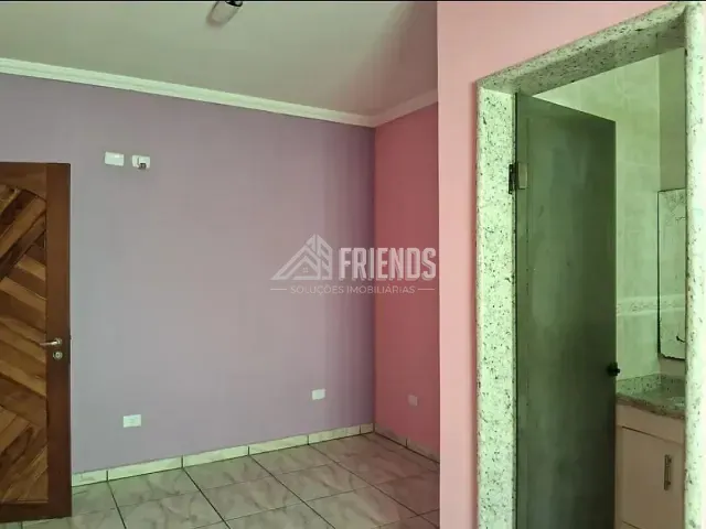 Casa com 240m² 4 quartos e 4 banheiros, para alugar, no bairro Jardim Parque Morumbi em São Paulo