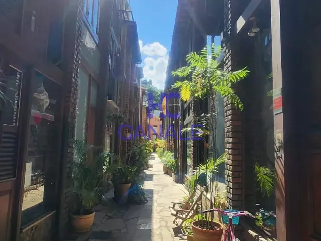 Casa com 74m² 2 quartos e 2 banheiros, à venda, no bairro Laranjeiras em Rio de Janeiro