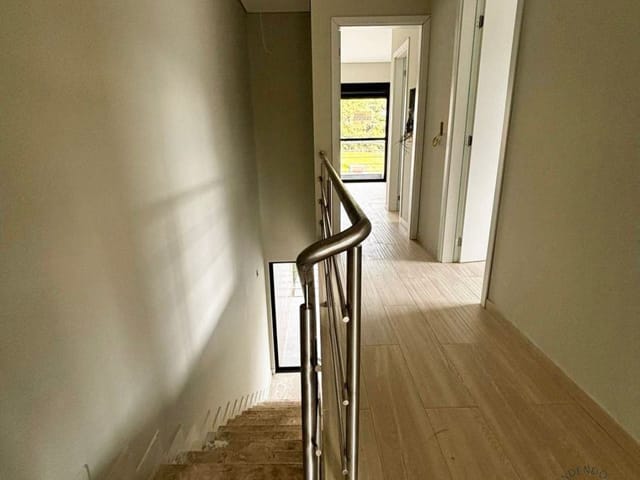 Casa com 200m² 3 quartos e 4 banheiros, à venda, no bairro São João do Rio Vermelho em Florianópolis