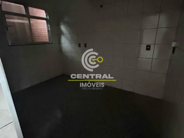 Casa 2 quartos e 1 banheiro, à venda, no bairro Centro em Itaboraí