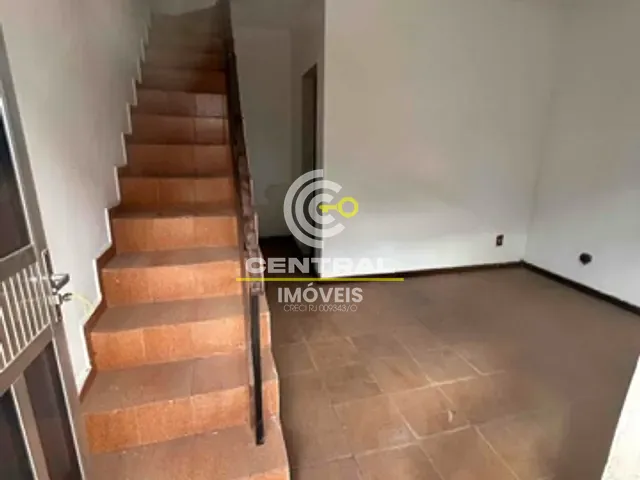 Casa 2 quartos e 1 banheiro, à venda, no bairro Centro em Itaboraí