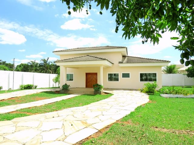 Foto do Casa - Casa de alto padrão para alugar com 3 dormitórios, 140 m² por R$ 5.500 - Park Way - Brasília/DF | CLAUDIO A. BATISTA IMOVEIS LTDA
