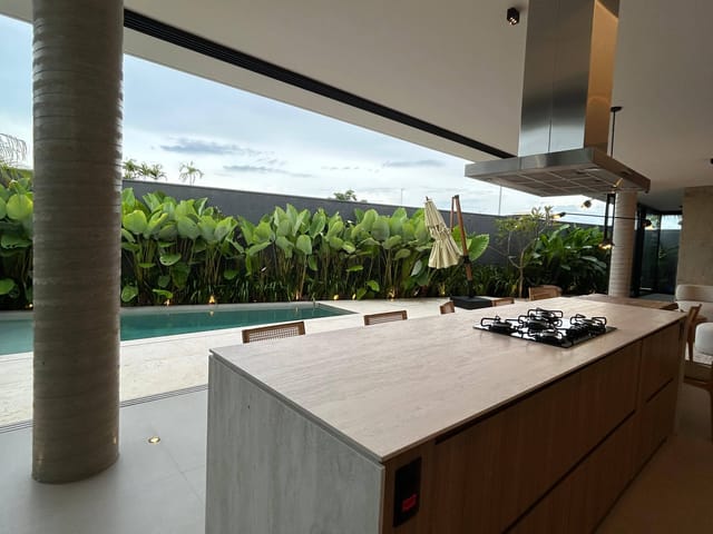 Casa 3 quartos e 5 banheiros, à venda, no bairro Cristais Paulista em Cristais Paulista