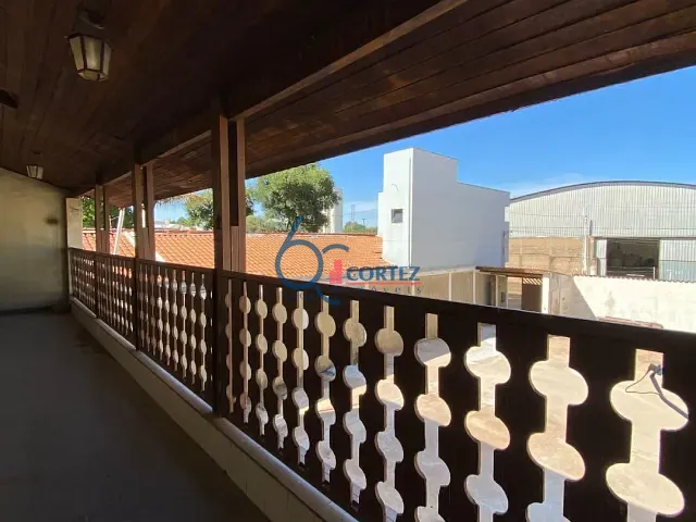 Casa com 250m² 2 quartos e 2 banheiros, à venda, no bairro Jardim Novo II em Rio Claro