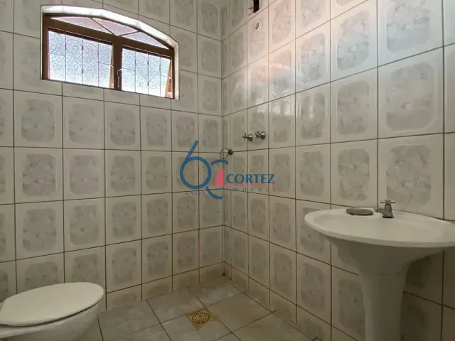Casa com 250m² 2 quartos e 2 banheiros, à venda, no bairro Jardim Novo II em Rio Claro