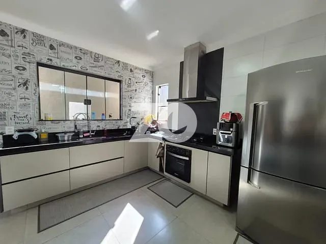 Casa com 264m² 3 quartos e 2 banheiros, à venda, no bairro Parque São Geraldo em Bauru