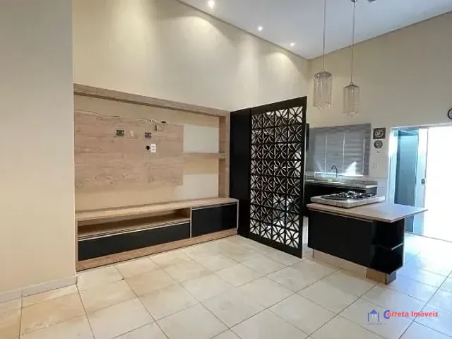 Casa 2 quartos e 1 banheiro, para alugar, no bairro Jardim Ypê em Três Lagoas