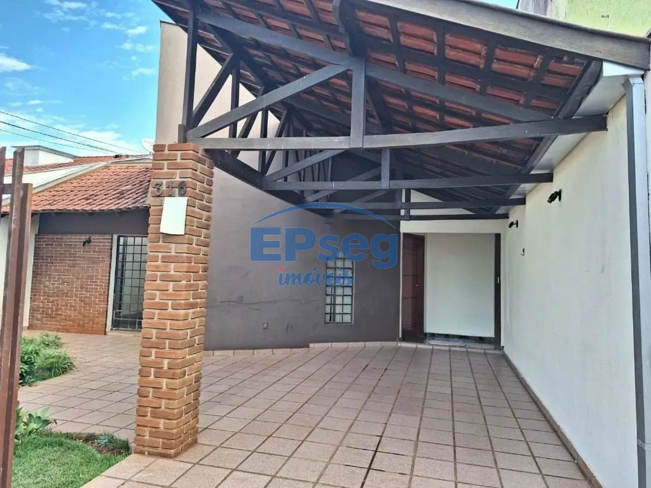 Casa, 3 quartos, 156 m² - Foto 2