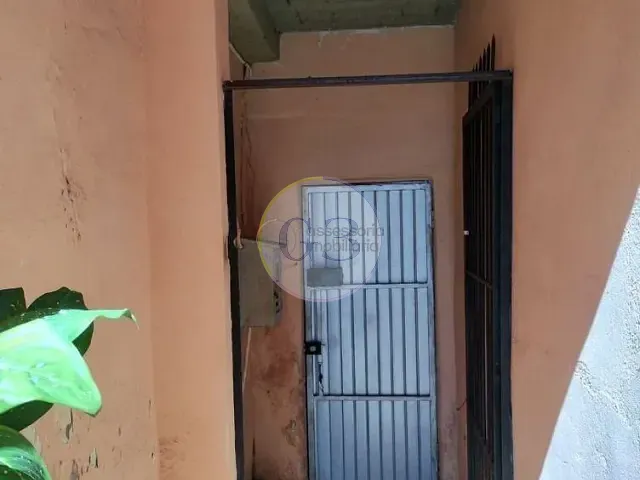 Casa 4 quartos e 3 banheiros, à venda, no bairro Porto em Pelotas