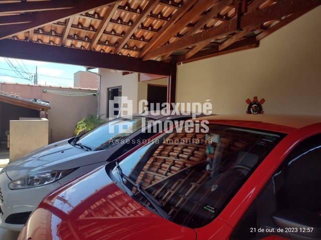 Foto do Casa - Casa residencial para Venda
Jardim Ouro Verde, Guaxupé
2 dormitórios sendo 1 suíte, 1 sala, Cozinha, Lavanderia, Churrasqueira, Canil, Garagem para 2 carros coberto;
100,00 m² construída, 128,00 m² terreno | Guaxupé Imóveis Ltda