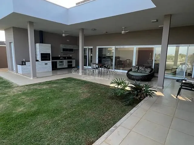 Casa com 2300m² 4 quartos e 4 banheiros, à venda, no bairro Chácara São José em Jaguariúna