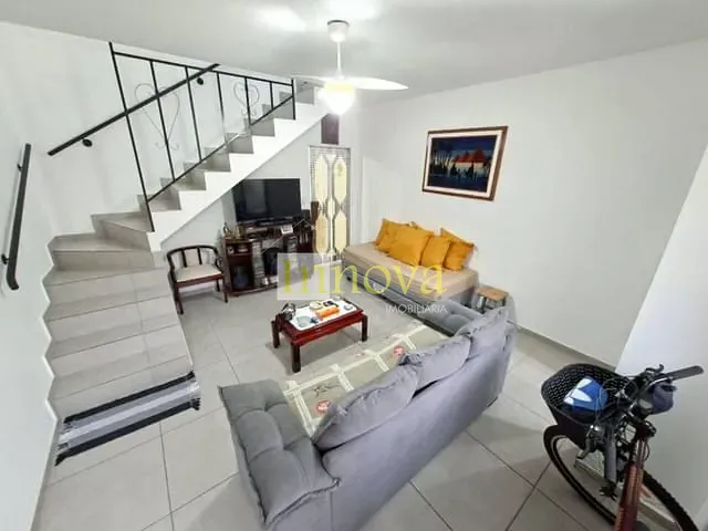 Casa 2 quartos e 3 banheiros, à venda, no bairro Indaiá em Caraguatatuba