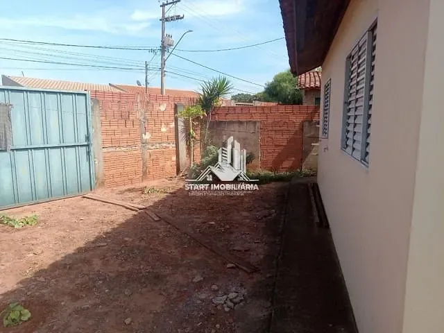 Casa com 250m² 2 quartos e 1 banheiro, à venda, no bairro Jayme Bigelli em Pederneiras