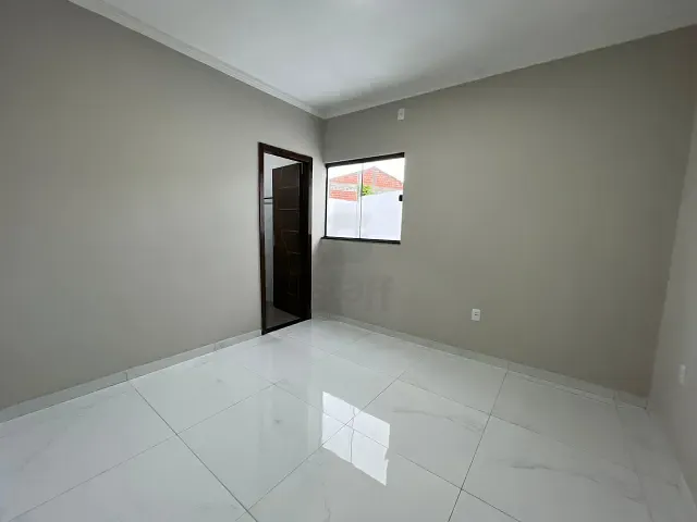 Casa 3 quartos e 1 banheiro, à venda, no bairro Tancredo Neves I em Paulo Afonso