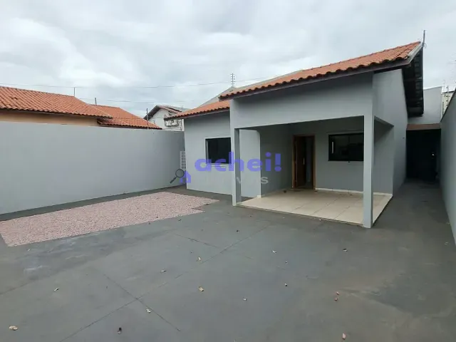 Casa 3 quartos e 2 banheiros, para alugar, no bairro Vila Adriana em Rondonópolis