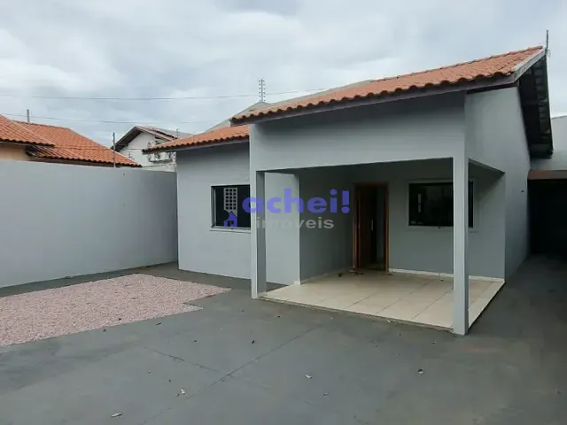Casa 3 quartos e 2 banheiros, para alugar, no bairro Vila Adriana em Rondonópolis