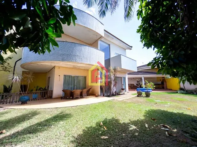 Casa com 930m² 4 quartos e 4 banheiros, à venda, no bairro Belo Horizonte em Marabá