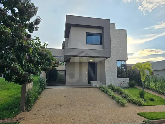 Casa com 345m² 3 quartos e 5 banheiros, à venda, no bairro Vila do Golf em Ribeirão Preto
