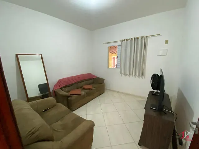 Casa com 157m² 2 quartos e 1 banheiro, à venda, no bairro Belas Artes em Itanhaém