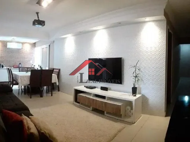 Casa com 240m² 3 quartos e 3 banheiros, à venda, no bairro Vila Lucinda em Santo André