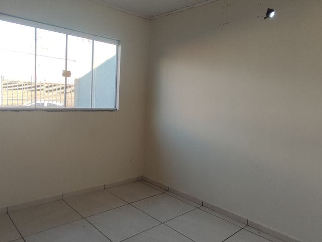 Foto do Casa - Casa térrea com PISCINA à venda no Residencial Buritis-Cuiabá-MT- ótima localização, quintal e área frontal grande, Financiável | Lyah Jaudy Imóveis
