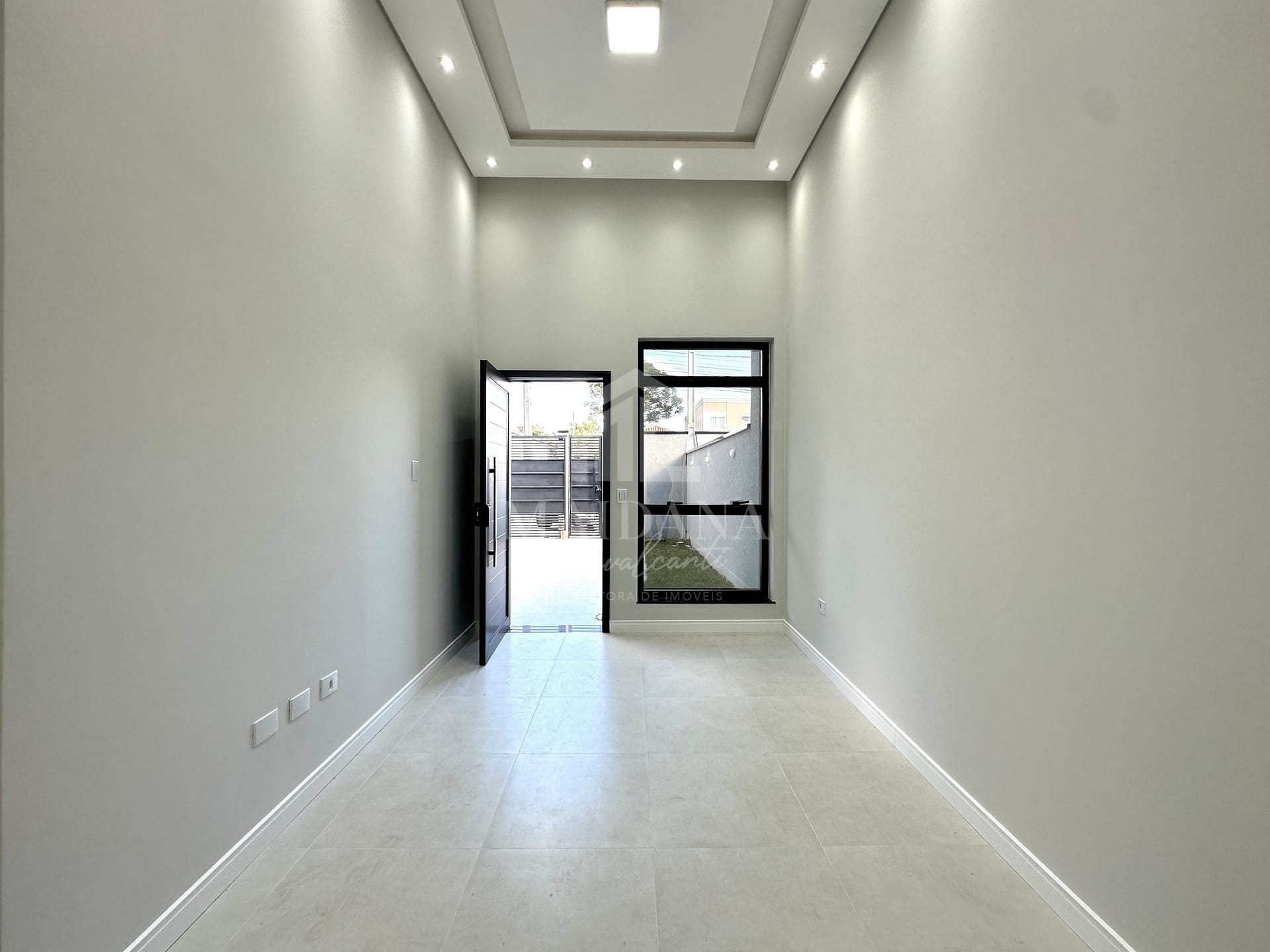 Casa à venda com 3 quartos, 97m² - Foto 4