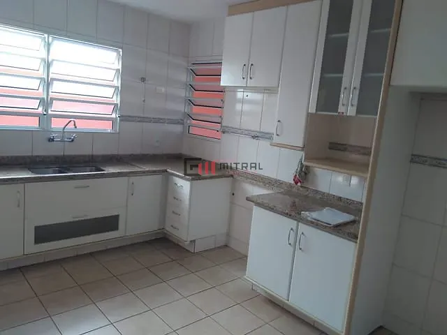 Casa com 405m² 4 quartos e 4 banheiros, à venda, no bairro Terra Bonita em Londrina