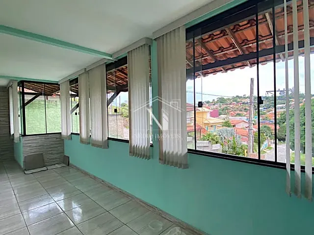 Casa com 369m² 2 quartos e 3 banheiros, à venda, no bairro Flamengo em Maricá