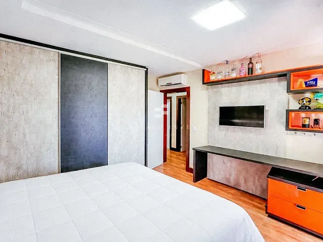 Casa 3 quartos e 3 banheiros, à venda, no bairro Primeiro de Maio em Brusque