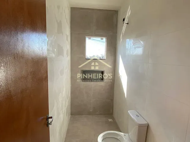 Casa com 135m² 2 quartos e 1 banheiro, à venda, no bairro Conjunto Habitacional Cristal em Cambé