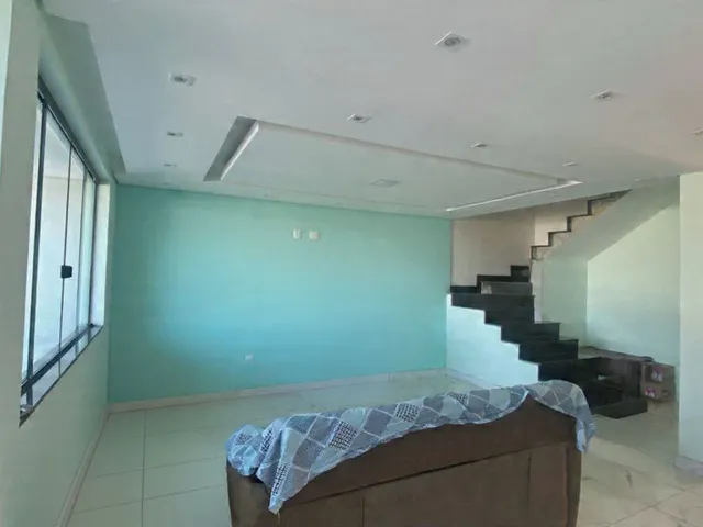 Casa com 173m² 4 quartos e 4 banheiros, à venda, no bairro Xangri-Lá em Contagem
