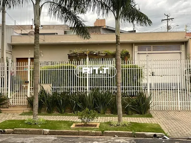 Casa com 253m² 3 quartos e 2 banheiros, à venda, no bairro Vila Rossi Borghi e Siqueira em Campinas